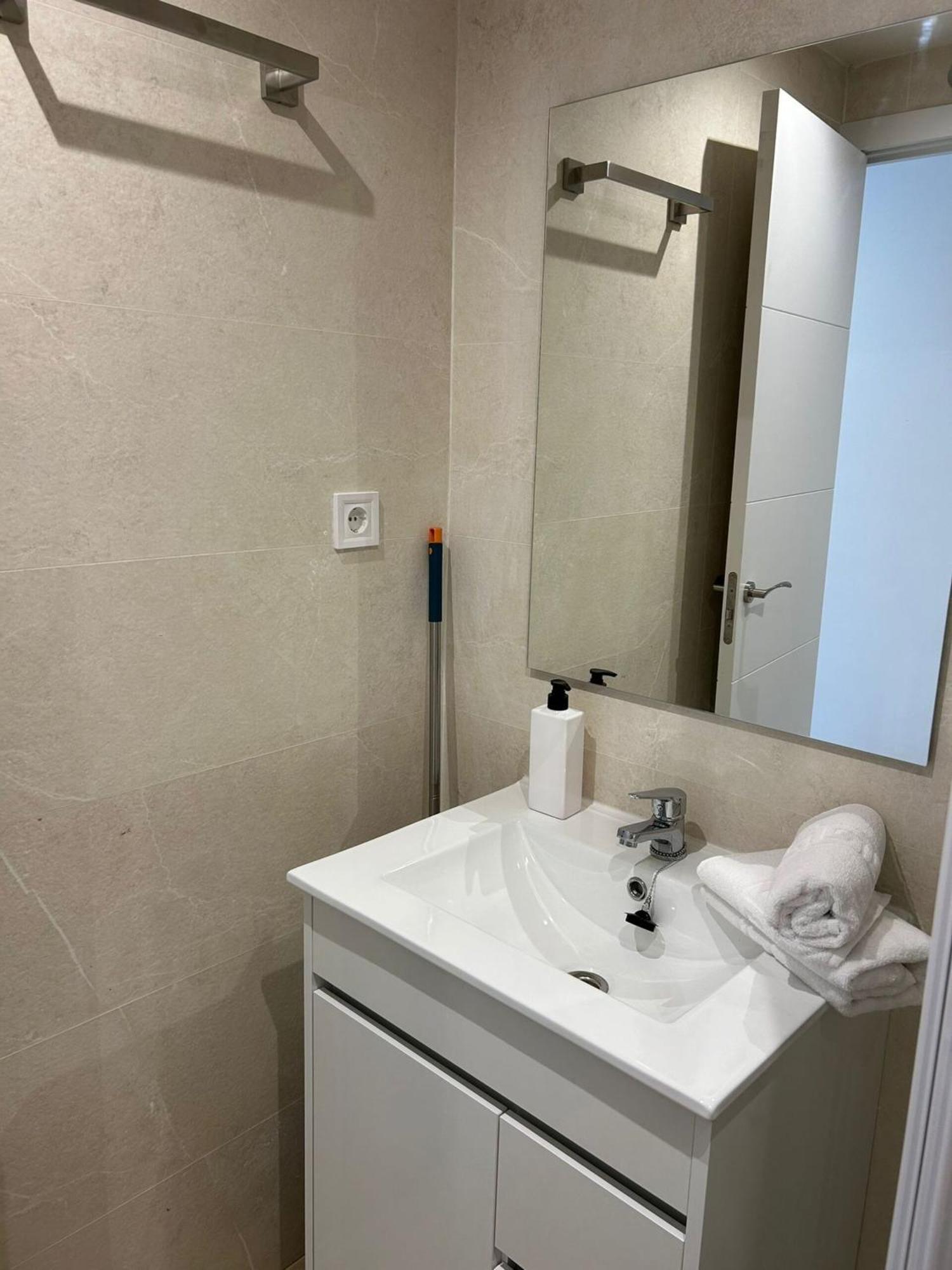 S6 Apartamento Nuevo, Madrid Exterior photo
